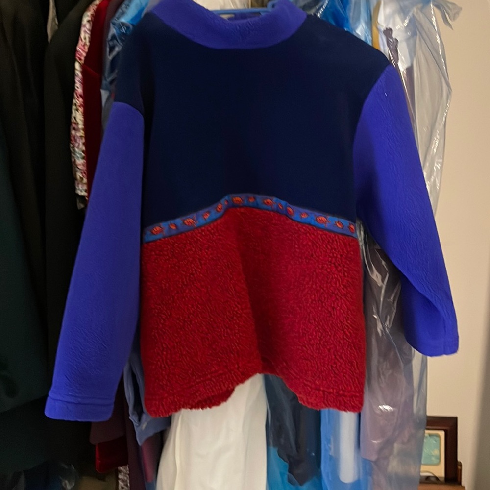 Red rover top